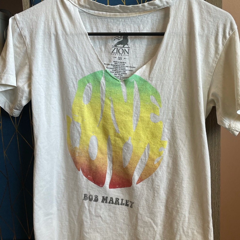 Bob Marley One love T-shirt 🌈 - Picture 3 of 4